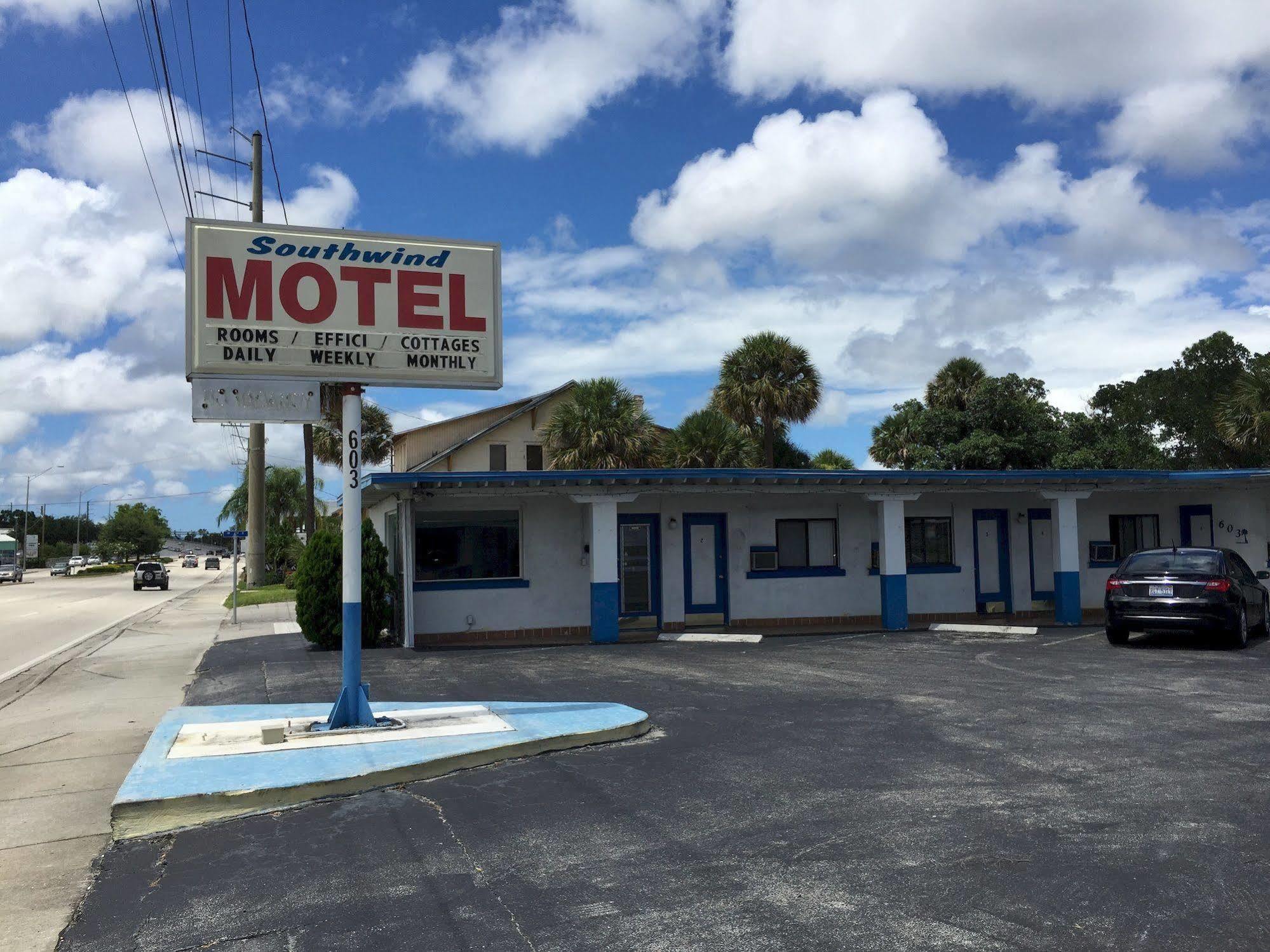 Southwind Motel Stuart Kültér fotó